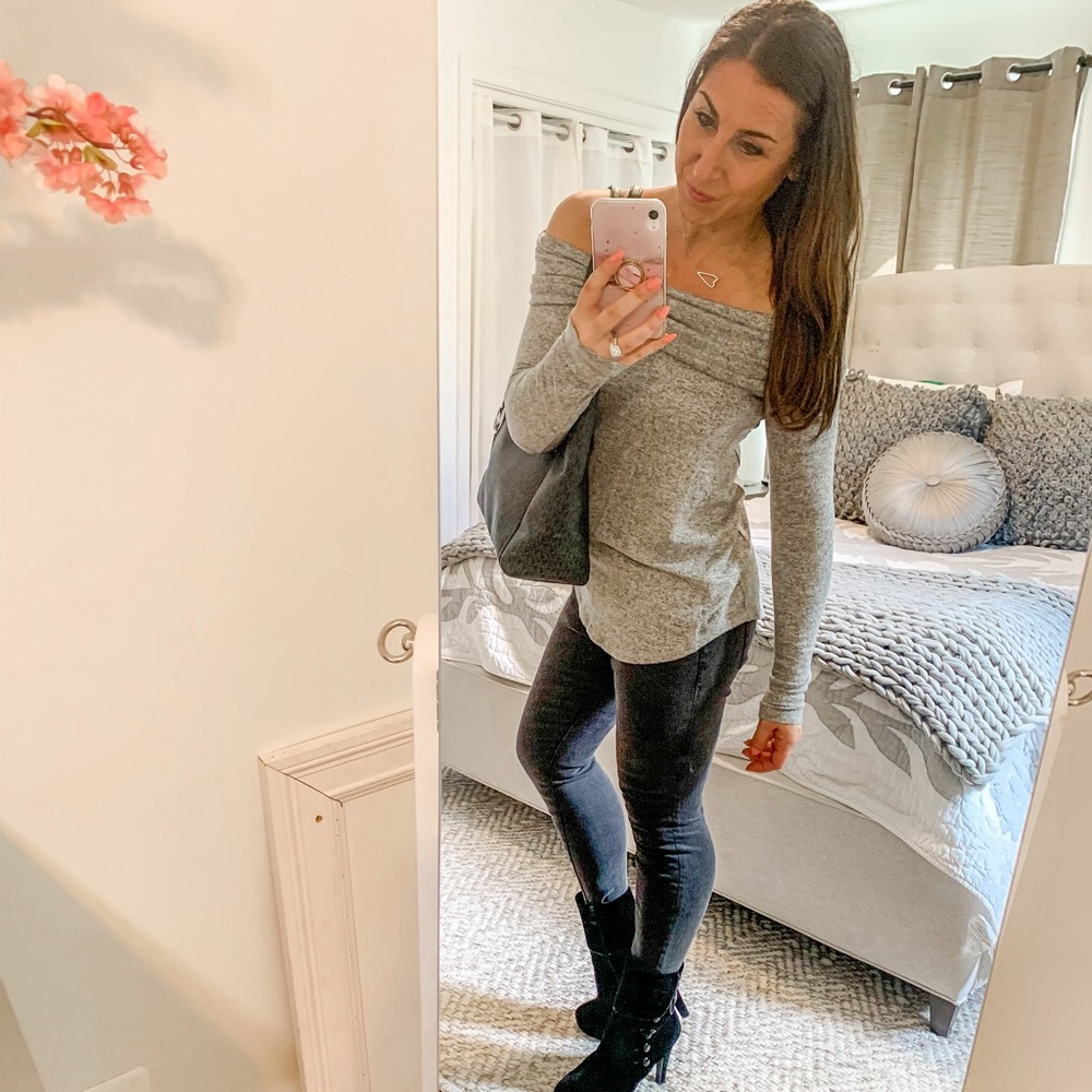 Abercrombie off shoulder sweater top
